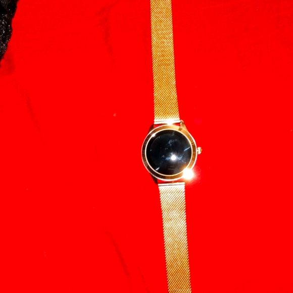 Smart Watch - Picture 1 of 2